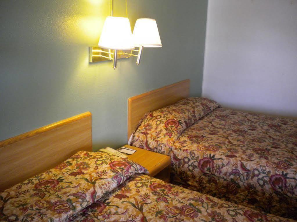 Best Economy Inn & Suites Bakersfield Esterno foto
